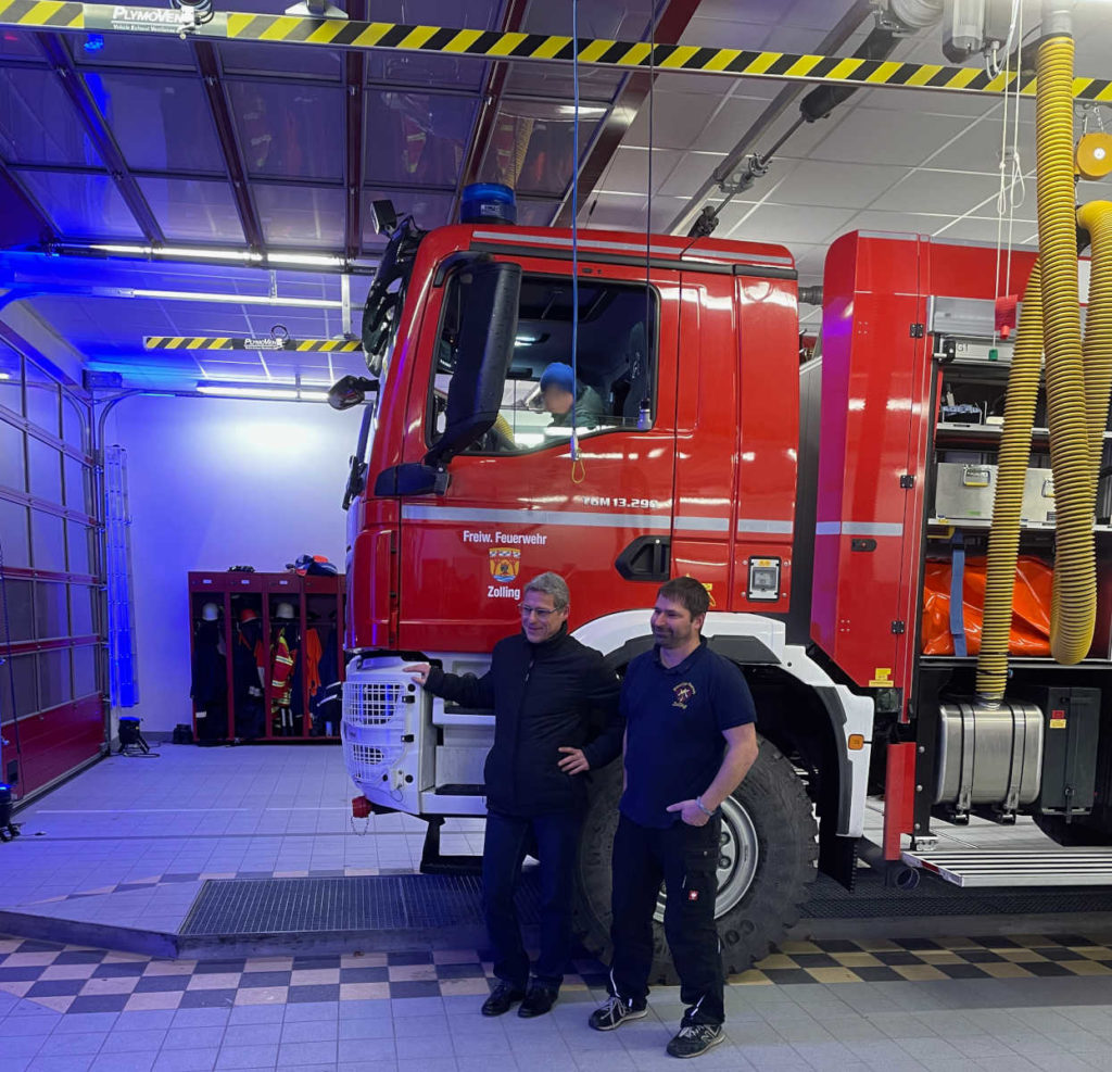 Ankunft Neues Einsatzfahrzeug Tlf Freiwillige Feuerwehr Zolling